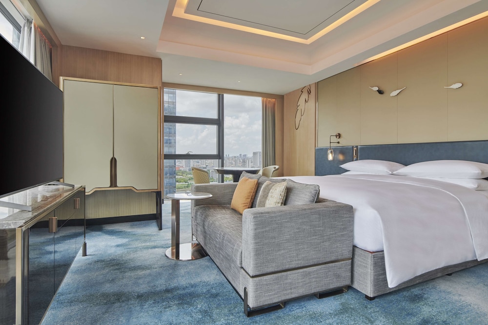 hilton yancheng