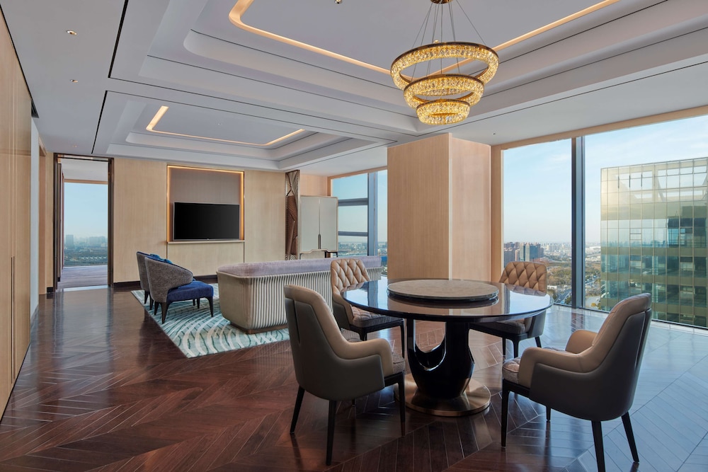 hilton yancheng