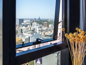 voco melbourne central