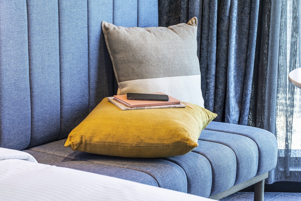 voco melbourne central