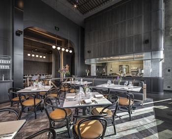 voco melbourne central