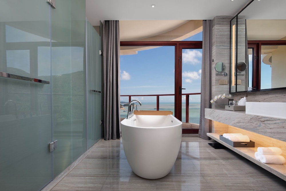 crowne plaza zhoushan seaview an ihg hotel