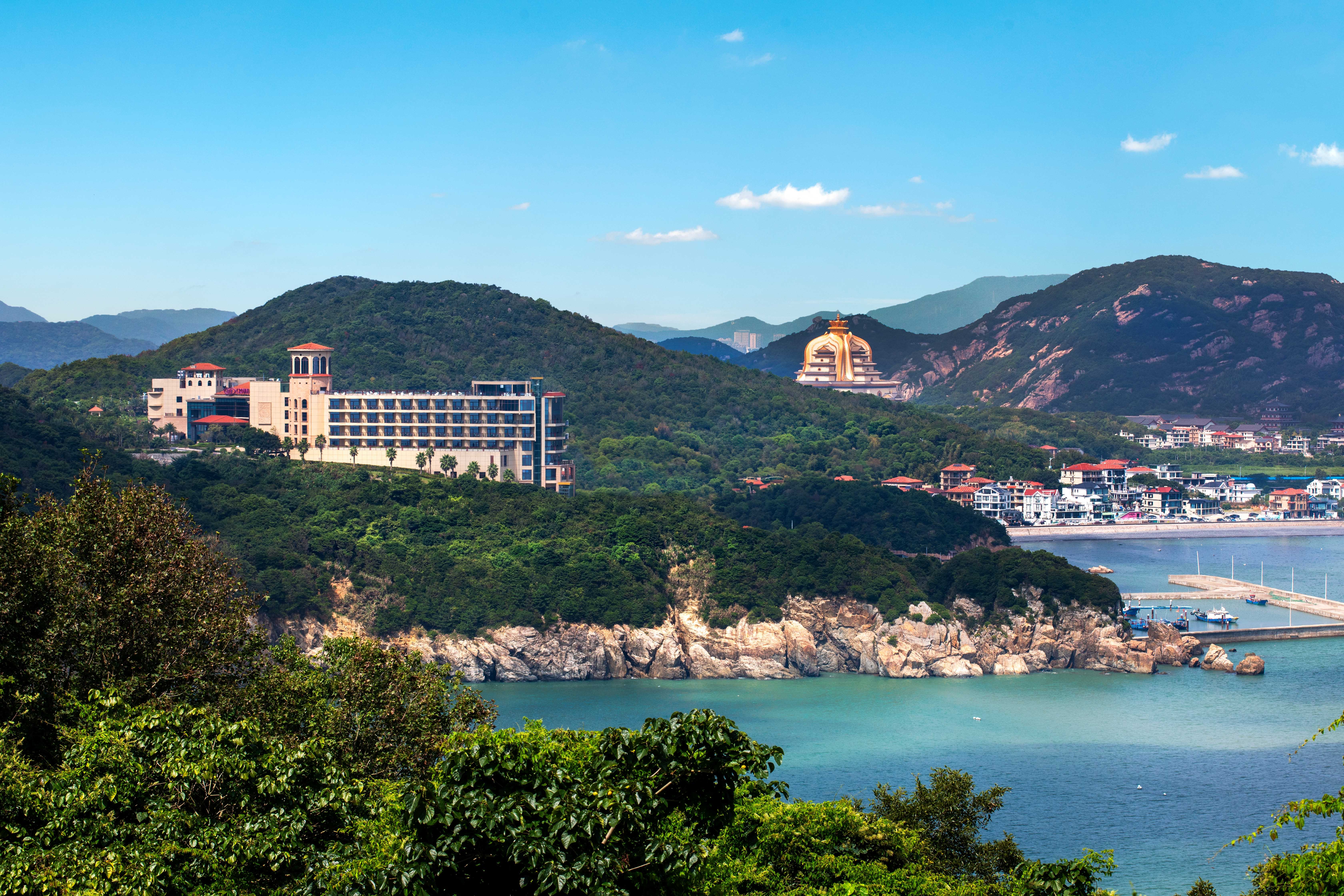 crowne plaza zhoushan seaview an ihg hotel