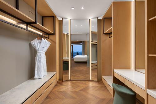 crowne plaza zhoushan seaview an ihg hotel
