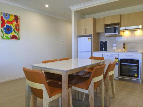 the windsor apartments and hotel brisbane