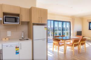 the windsor apartments and hotel brisbane