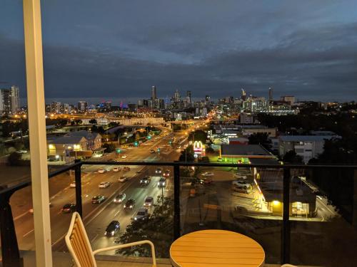 The Windsor Apartments And Hotel Brisbane,Fortitude Valley>>Brisbane,3 star