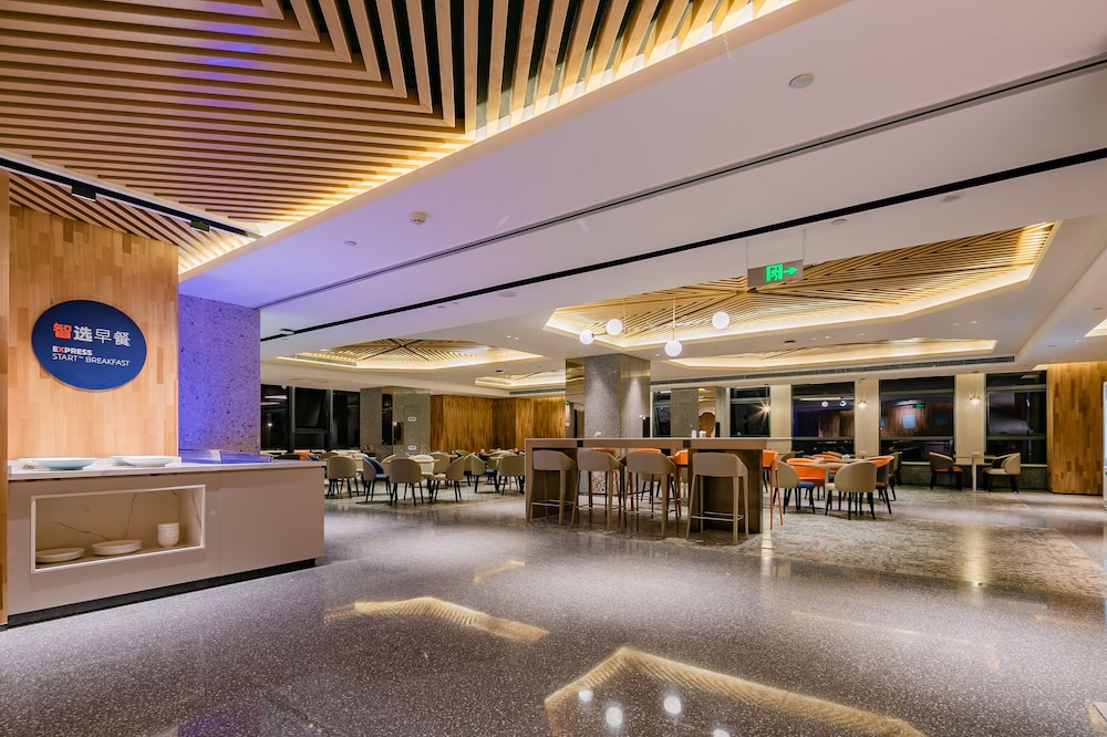 holiday inn express xian high tech zone north an ihg hotel