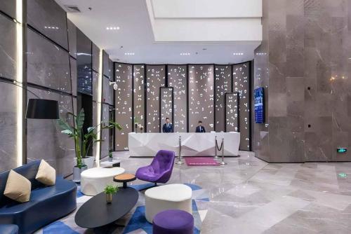 mercure xining haihu cbd