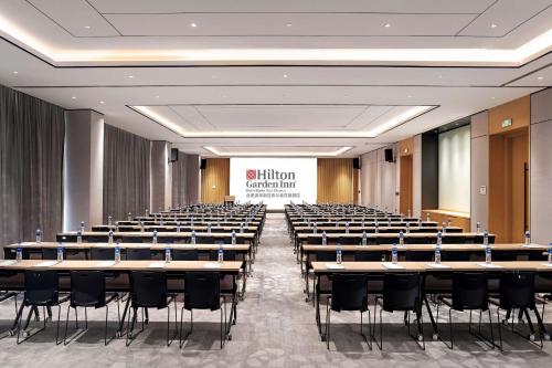 hilton garden inn hefei binhu new district