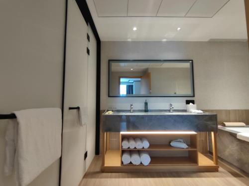 hilton garden inn hefei binhu new district