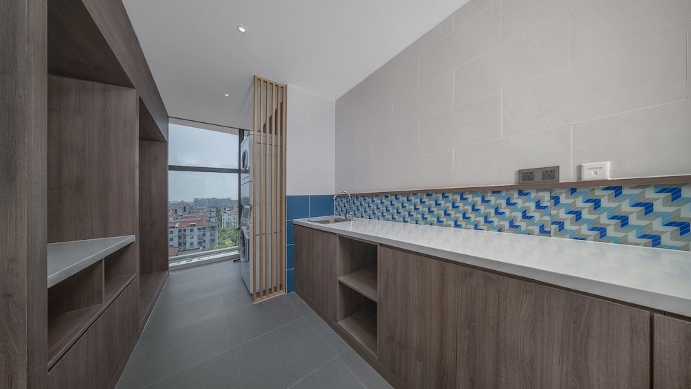 holiday inn express shanghai qingpu new city an ihg hotel