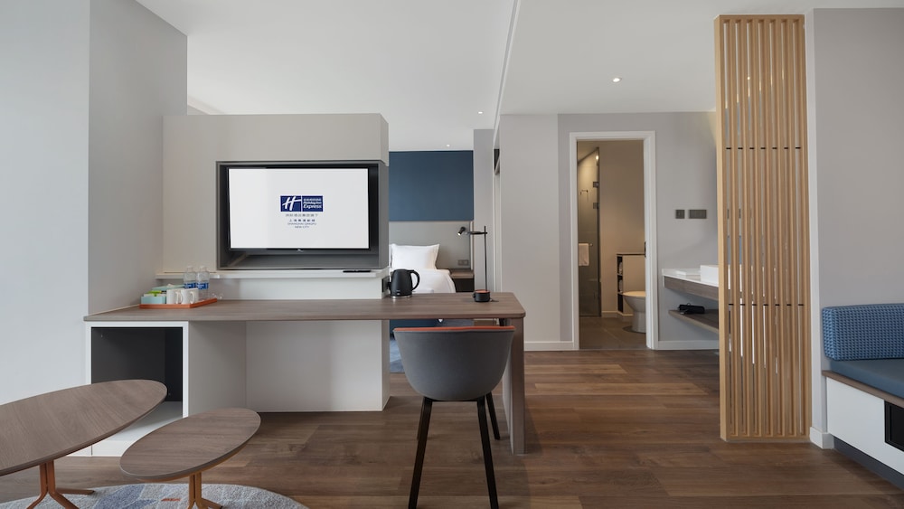 holiday inn express shanghai qingpu new city an ihg hotel