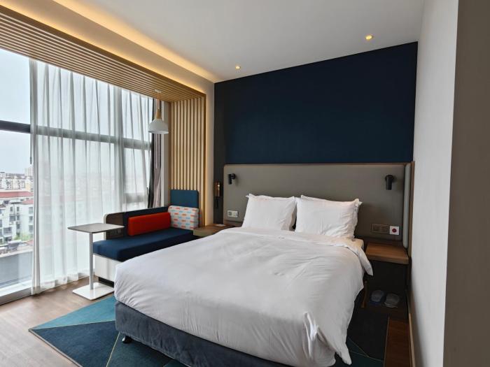 holiday inn express shanghai qingpu new city an ihg hotel