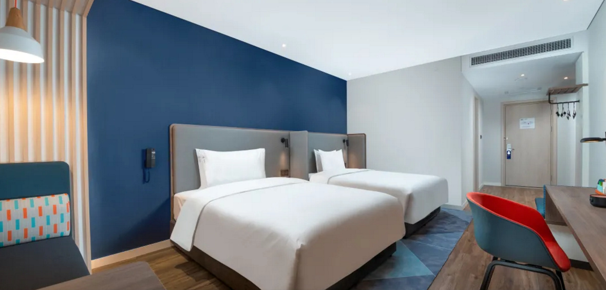 holiday inn express chongqing airport zone an ihg hotel