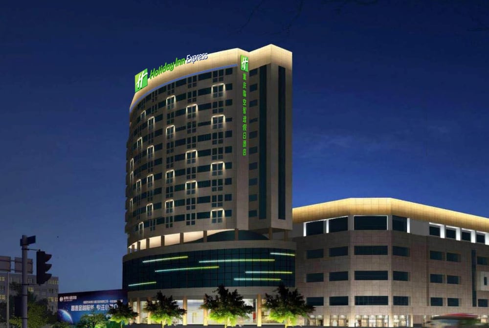 holiday inn express chongqing airport zone an ihg hotel