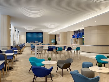 holiday inn express chongqing airport zone an ihg hotel