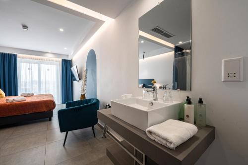 v hotel malta