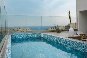 v hotel malta