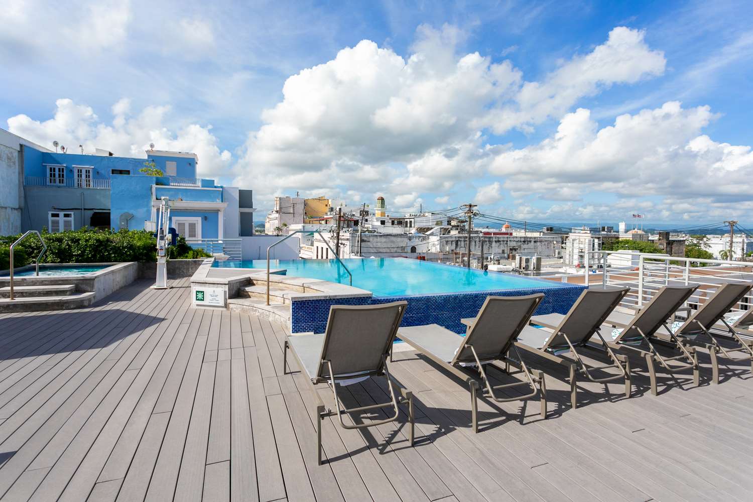 palacio provincial adults only