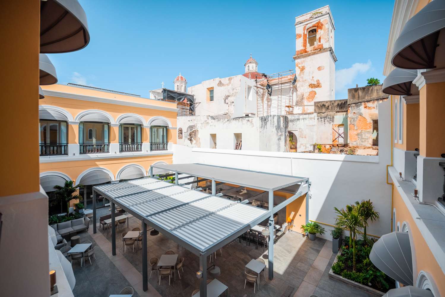 palacio provincial adults only