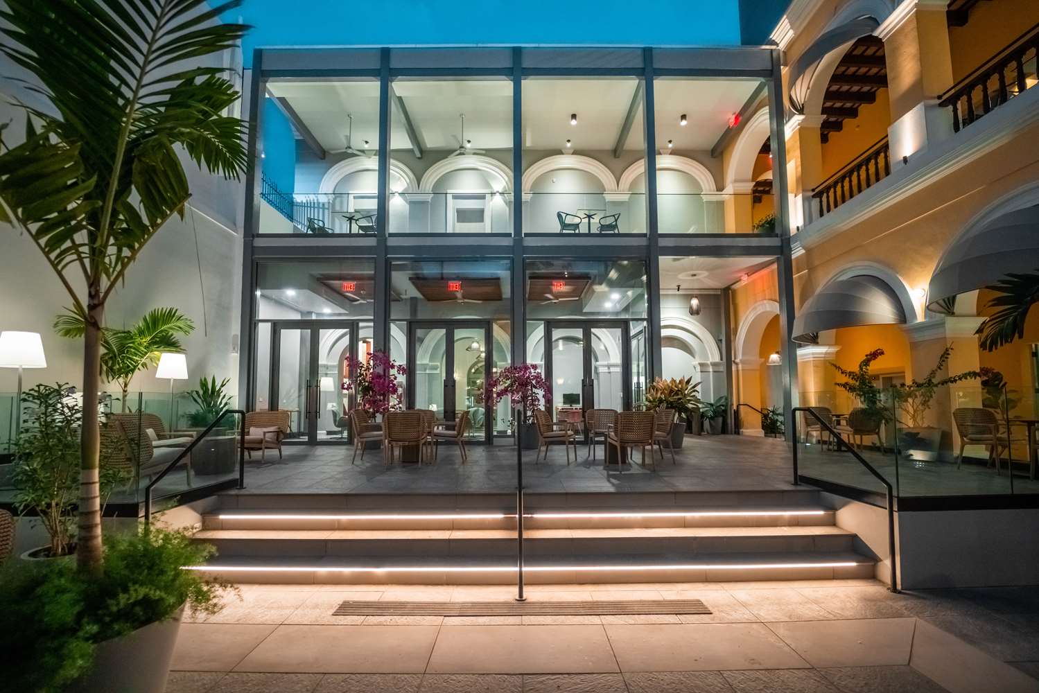 palacio provincial adults only