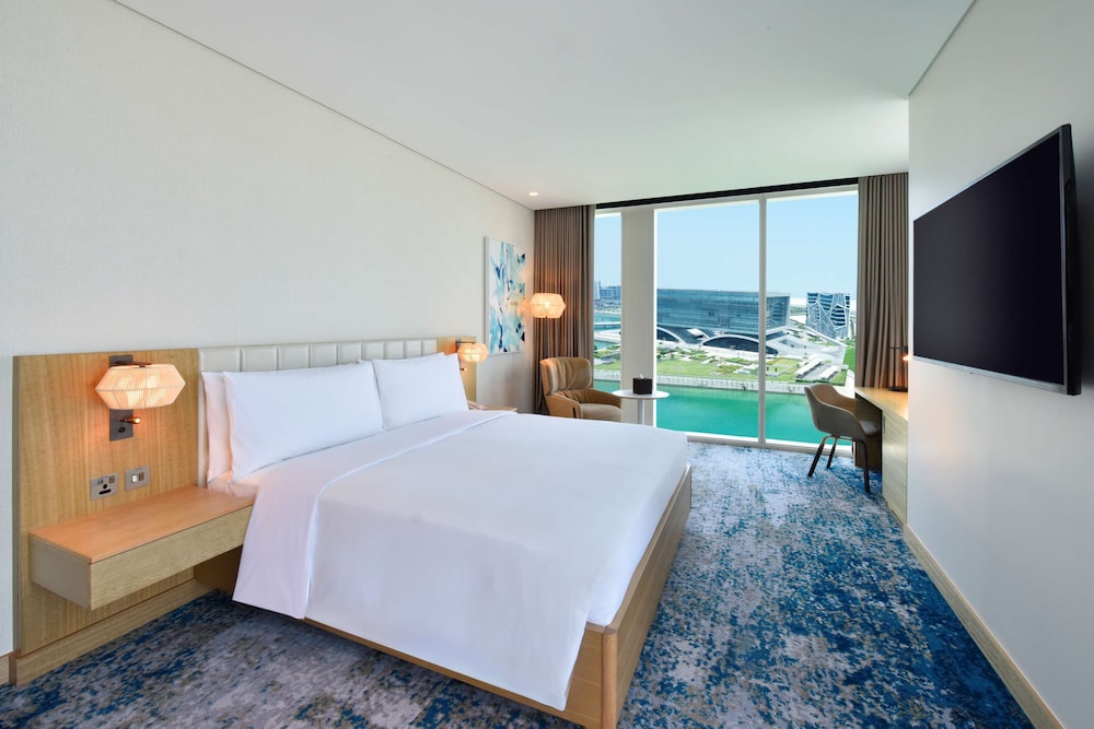 hilton garden inn bahrain bay