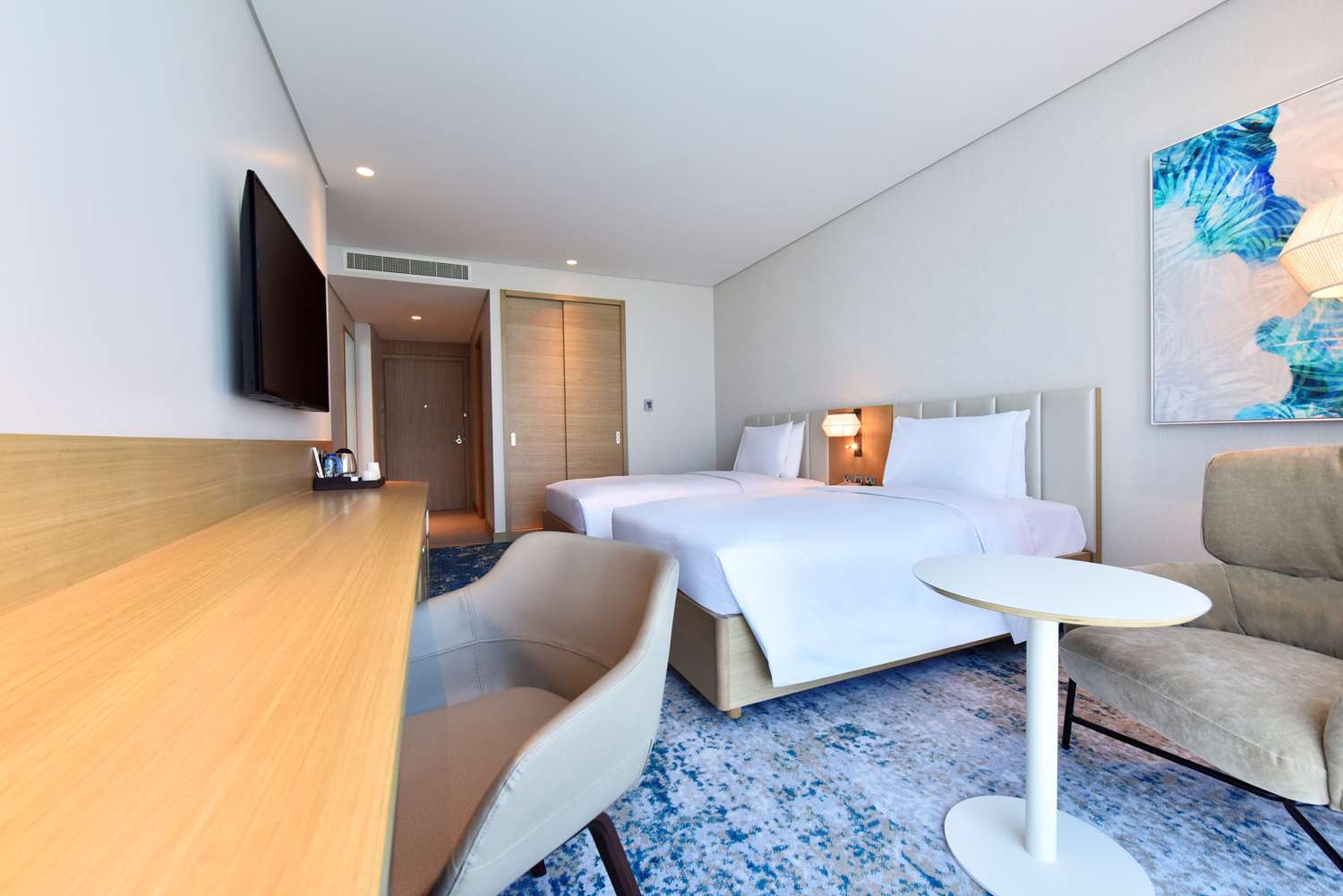 hilton garden inn bahrain bay