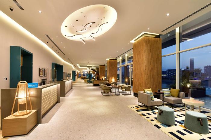hilton garden inn bahrain bay