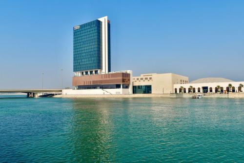 hilton garden inn bahrain bay