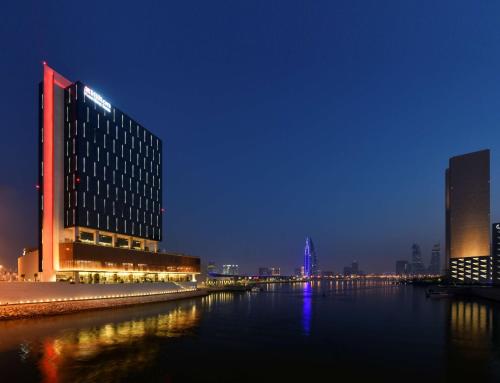 hilton garden inn bahrain bay
