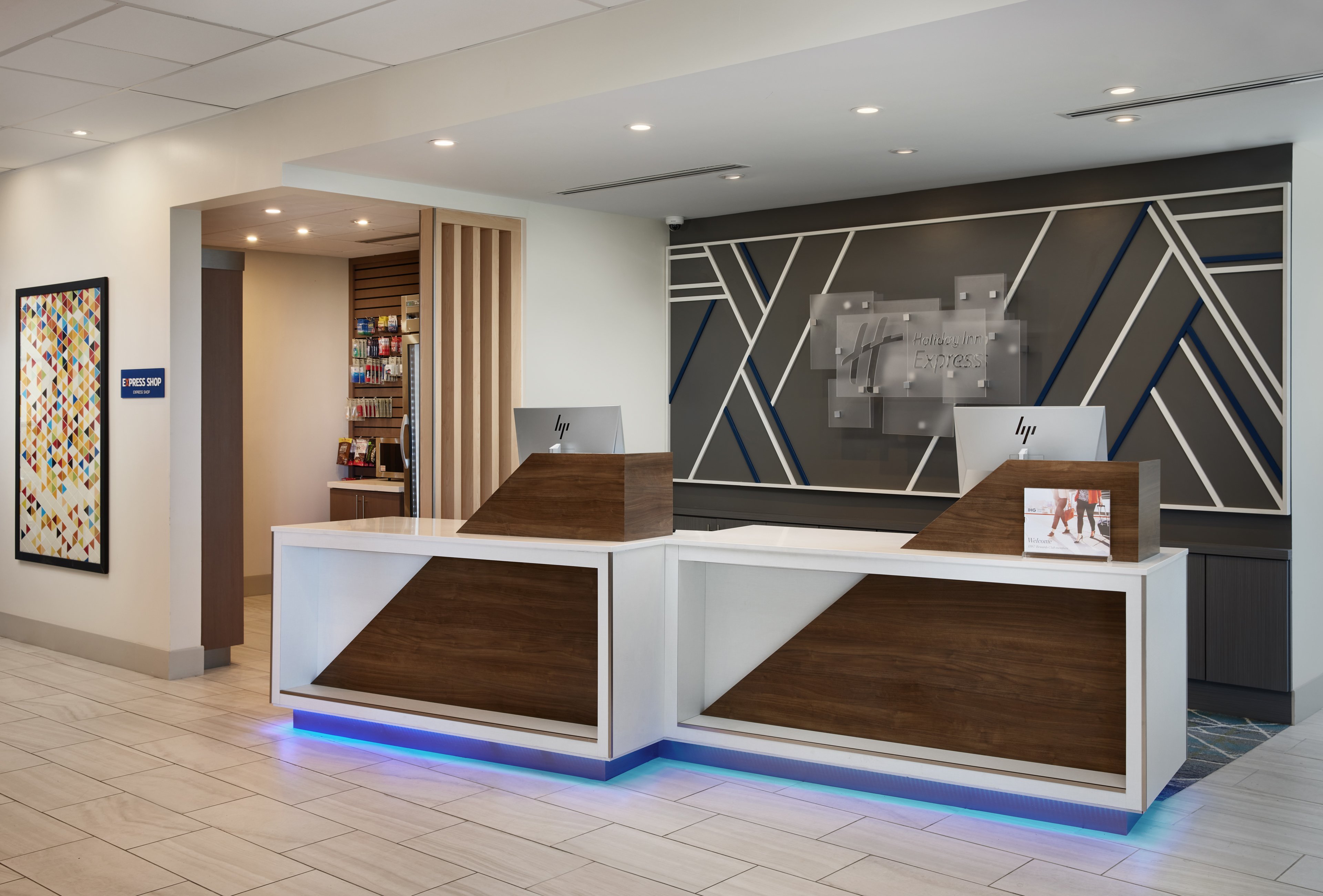 holiday inn express and suites gulf breeze pensacola area