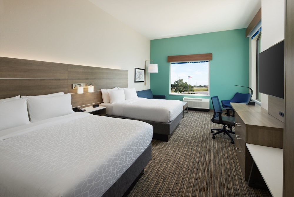 holiday inn express and suites gulf breeze pensacola area