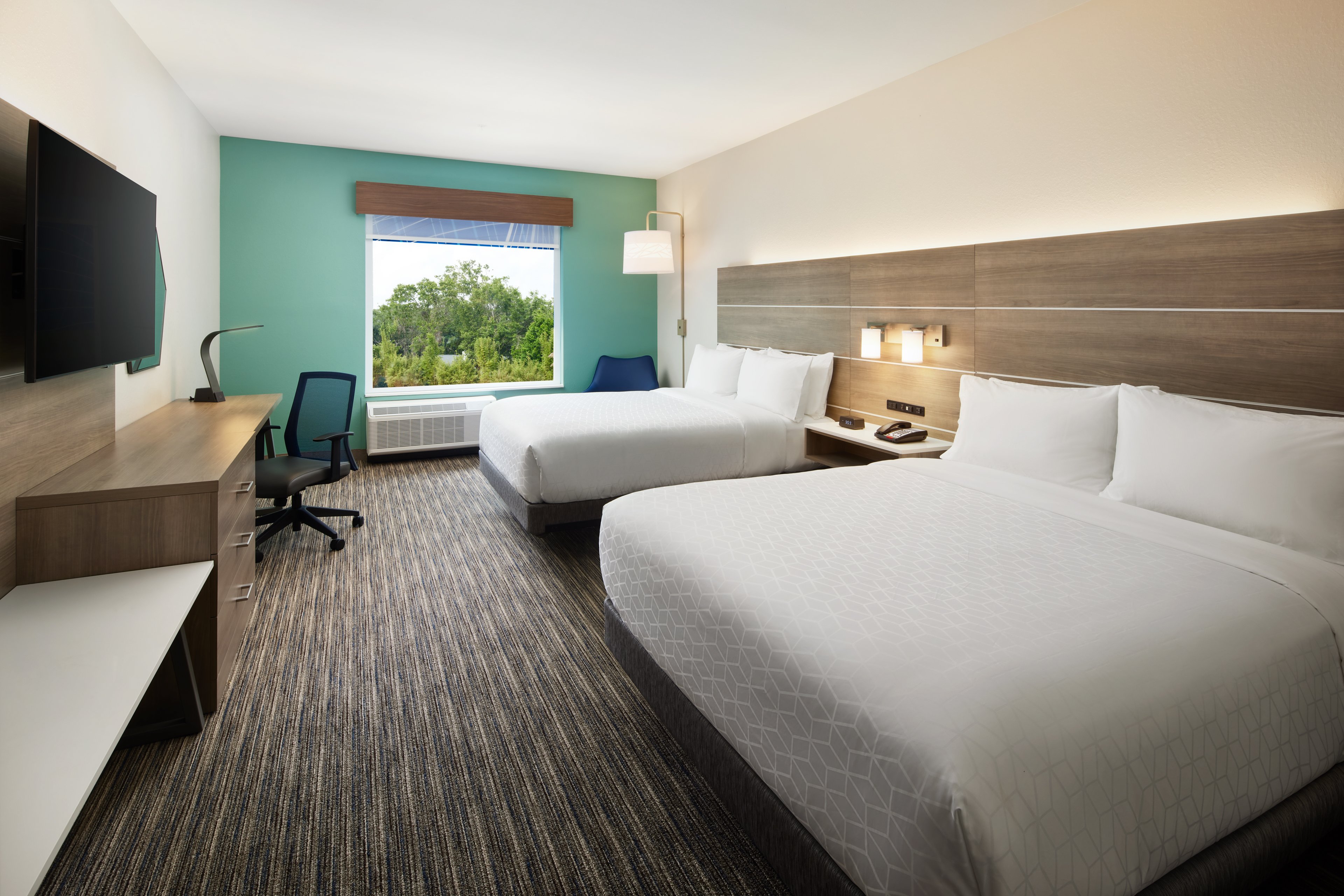 holiday inn express and suites gulf breeze pensacola area