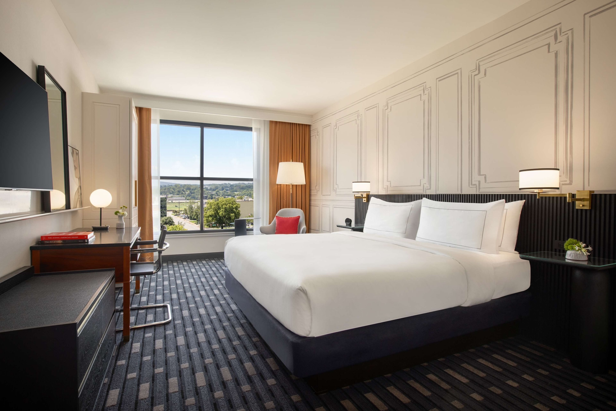 106 jefferson huntsville curio collection by hilton