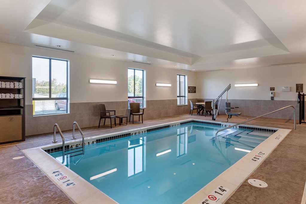 comfort inn and suites