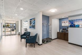 hometowne studios newport news hampton west