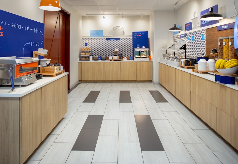 holiday inn express and suites el paso north