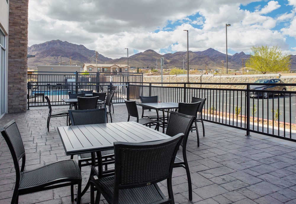 holiday inn express and suites el paso north
