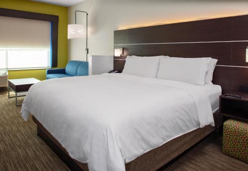 holiday inn express and suites el paso north