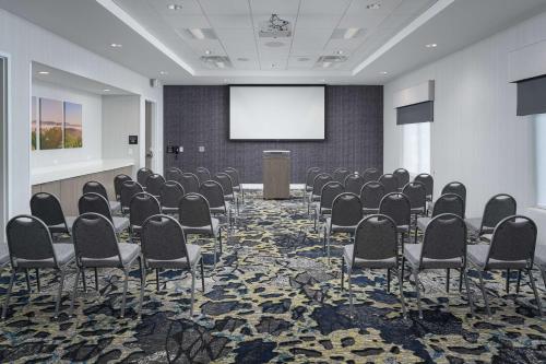 hampton inn ashland city tn