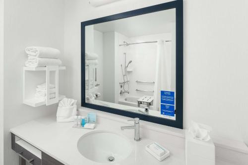 hampton inn ashland city tn