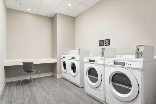 hampton inn ashland city tn