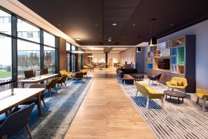 Holiday Inn Paris Cdg Airport, An Ihg Hotel,Paris>>Goussainville,4 star