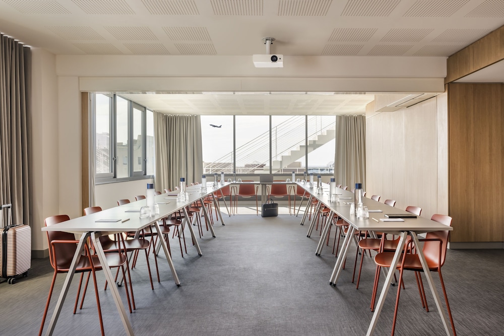 okko hotels nice aeroport