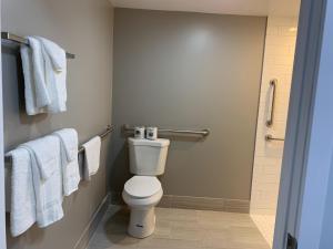 studio 6 rockford il