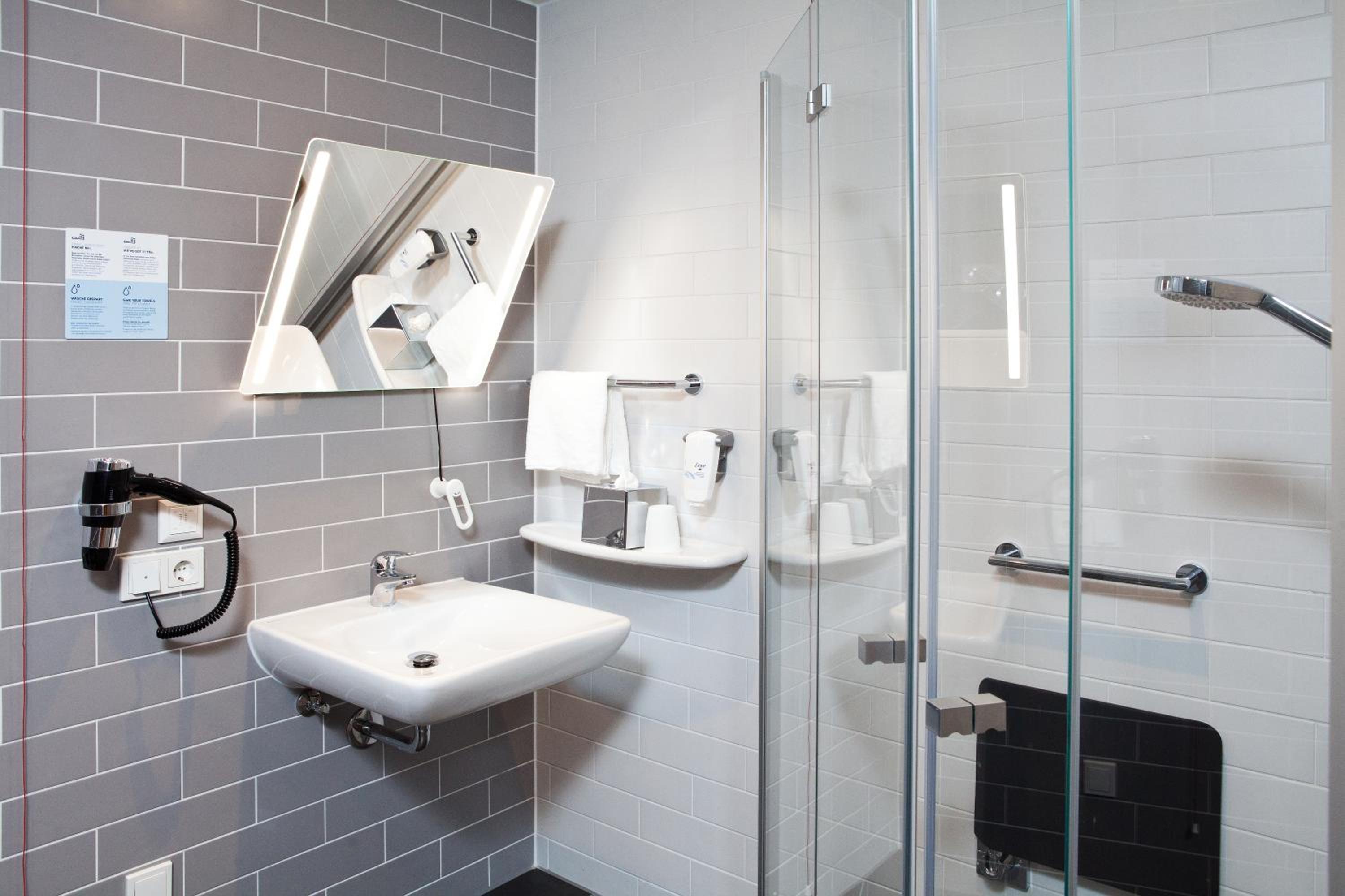 holiday inn express offenburg an ihg hotel