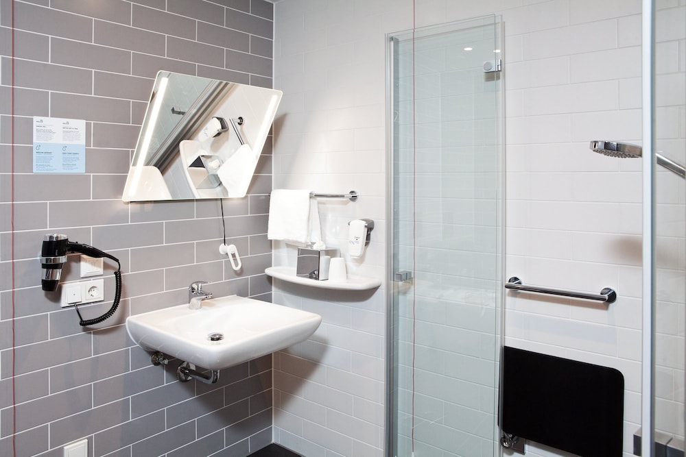 holiday inn express offenburg an ihg hotel