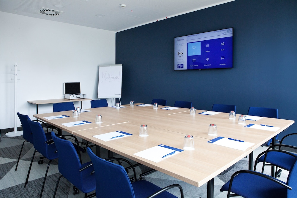 holiday inn express offenburg an ihg hotel