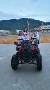 gayang friendly water house homestay